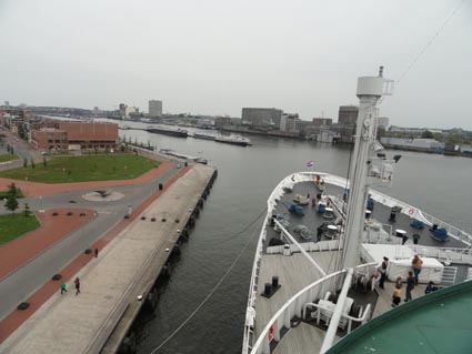 uitzicht vanaf ss Rotterdam
